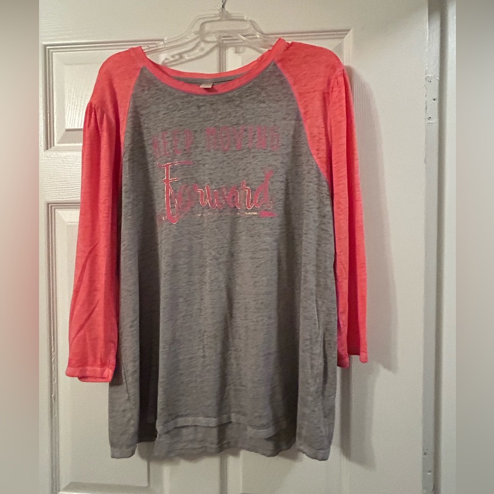Women’s top - Keep Moving Forward - Size XL -  C Active